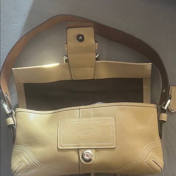 Coach Soho Y2K Camel Leather Shoulder Bag - Picture 7 of 8